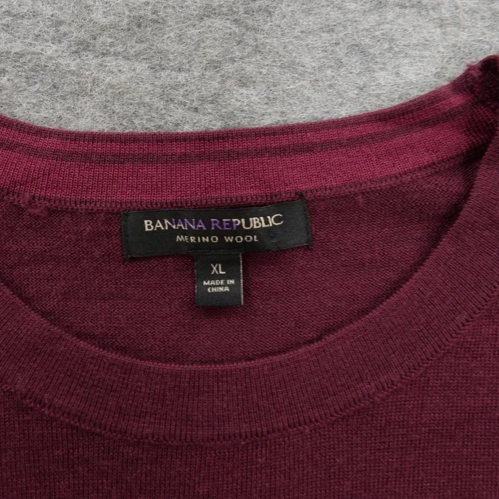 Banana Republic Sweater Mens Extra Large Red Crew Neck Merino Wool Pullover
